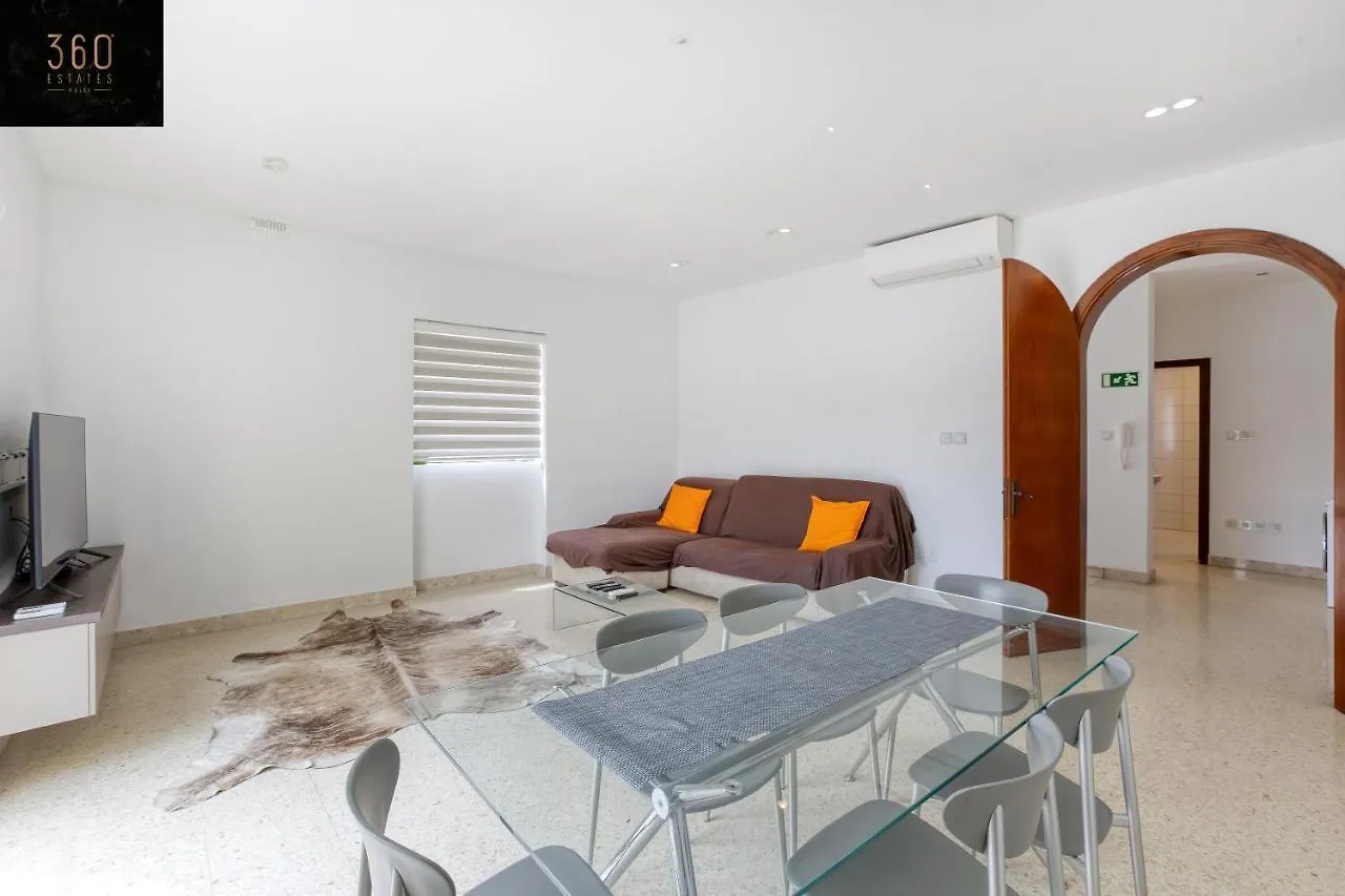 Marina View Apt Slps 9 With Private Terrace & Bbq By 360 Estates Ta Xbiex Apartment