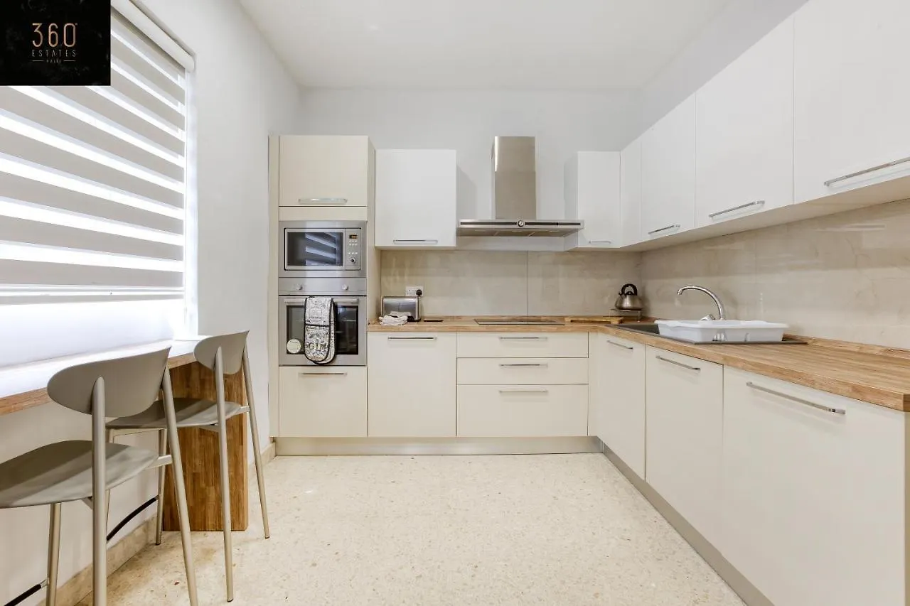 Marina View Apt Slps 9 With Private Terrace & Bbq By 360 Estates Ta Xbiex Apartment